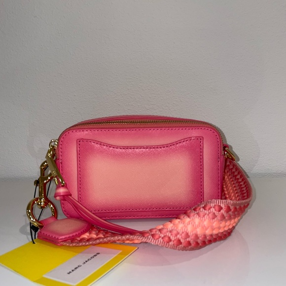 Brand New with tags. Marc Jacob’s hand sprayed snapshot bag. - Picture 2 of 4